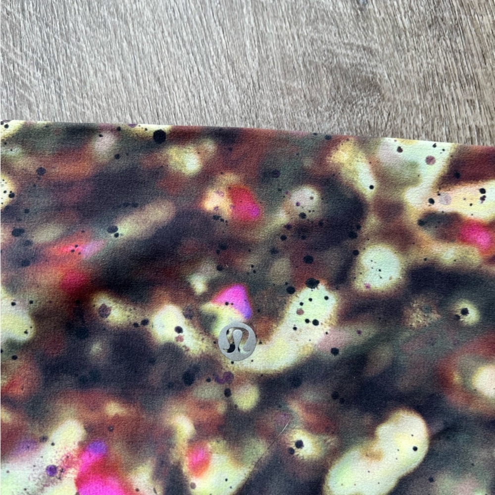 Lululemon Align High-Rise Pant 28" in Soft Focus Splatter Green Multi - Picture 5 of 6